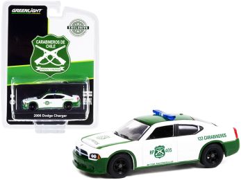 2006 Dodge Charger Police Car Green and White Carabineros de Chile Hobby Exclusive 1/64 Diecast Model Car by Greenlight