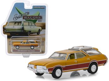 1970 Oldsmobile Vista Cruiser with Wood Grain Paneling and Roof Rack Nugget Gold \Estate Wagons\" Series 3 1/64 Diecast Model Car by Greenlight"""