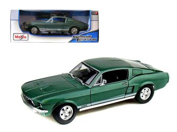 1967 Ford Mustang GTA Fastback Green Metallic 1/18 Diecast Model Car by Maisto