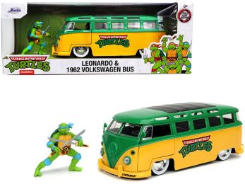 1962 Volkswagen Bus Yellow and Green with Leonardo Diecast Figurine \Teenage Mutant Ninja Turtles\" TV Series 1/24 Diecast Model Car by Jada"""