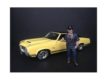 \Hanging Out II\" Juan Figurine for 1/18 Scale Models by American Diorama"""