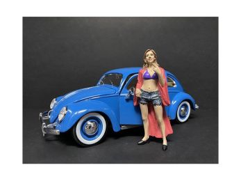 \Partygoers\" Figurine VIII for 1/24 Scale Models by American Diorama"""