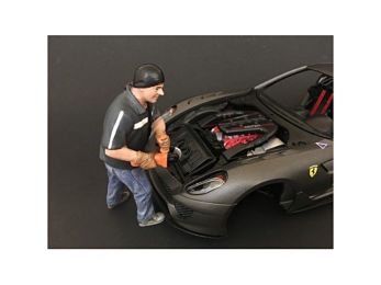 \Chop Shop\" Mr. Chopman Figurine for 1/24 Scale Models by American Diorama"""