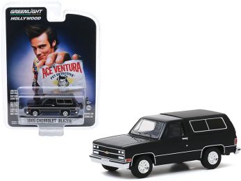 1989 Chevrolet Blazer Black \Ace Ventura: Pet Detective\" (1994) Movie \""Hollywood Series\"" Release 28 1/64 Diecast Model Car by Greenlight"""