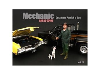 Customer Patrick and a Dog Figurine / Figure For 1:24 Models by American Diorama