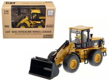 CAT Caterpillar 924G Versalink Wheel Loader with Work Tools with Operator \Core Classics Series\" 1/50 by Diecast Masters"""