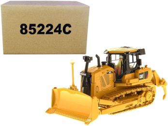 CAT Caterpillar D7E Track Type Tractor with Electric Drive with Operator \Core Classics Series\" 1/50 Diecast Model by Diecast Masters"""
