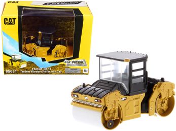 CAT Caterpillar CB-13 Tandem Vibratory Roller with Cab \Play & Collect!\" Series 1/64 Diecast Model by Diecast Masters"""