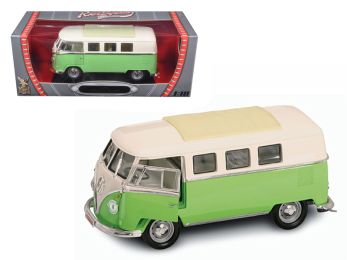 1962 Volkswagen Microbus Light Green 1/18 Diecast Car Model by Road Signature
