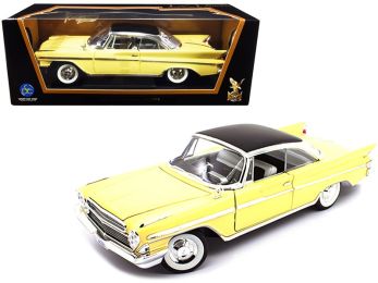 1961 DeSoto Adventurer Yellow with Black Top 1/18 Diecast Model Car by Road Signature