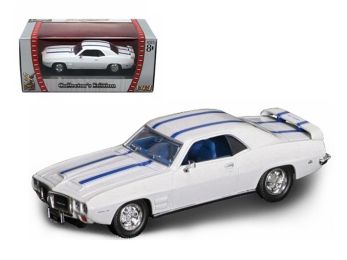 1969 Pontiac Firebird Trans Am White 1/43 Diecast Car by Road Signature