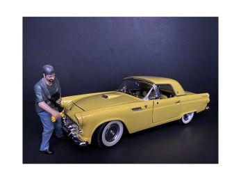 \Weekend Car Show\" Figurine VII for 1/24 Scale Models by American Diorama"""