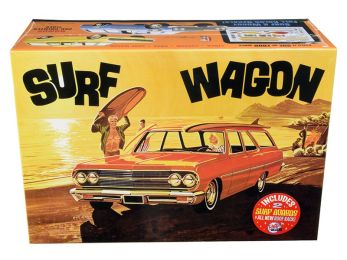 Skill 2 Model Kit 1965 Chevrolet Chevelle \Surf Wagon\" with Two Surf Boards 4 in 1 Kit 1/25 Scale Model by AMT"""