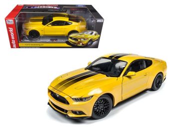 2016 Ford Mustang Gt 5.0 Yellow Limited Edition to 1002pcs 1/18 Diecast Model Car  by Autoworld