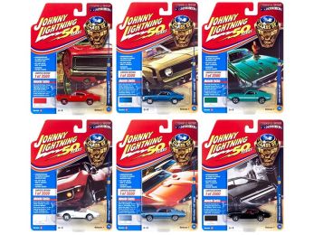 Muscle Cars USA 2019 Release 1, Set A of 6 Cars \Class of 1969\" 1/64 Diecast Models by Johnny Lightning"""