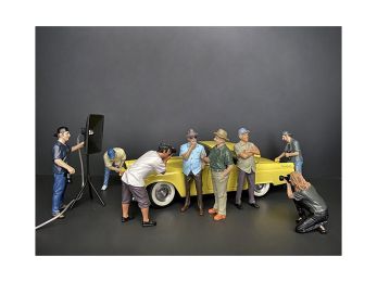 \Weekend Car Show\" 8 piece Figurine Set for 1/24 Scale Models by American Diorama"""