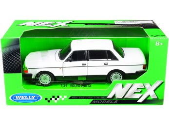Volvo 240 GL \NEX Models\ 1/24 Diecast Model Car by Welly (Color: White)